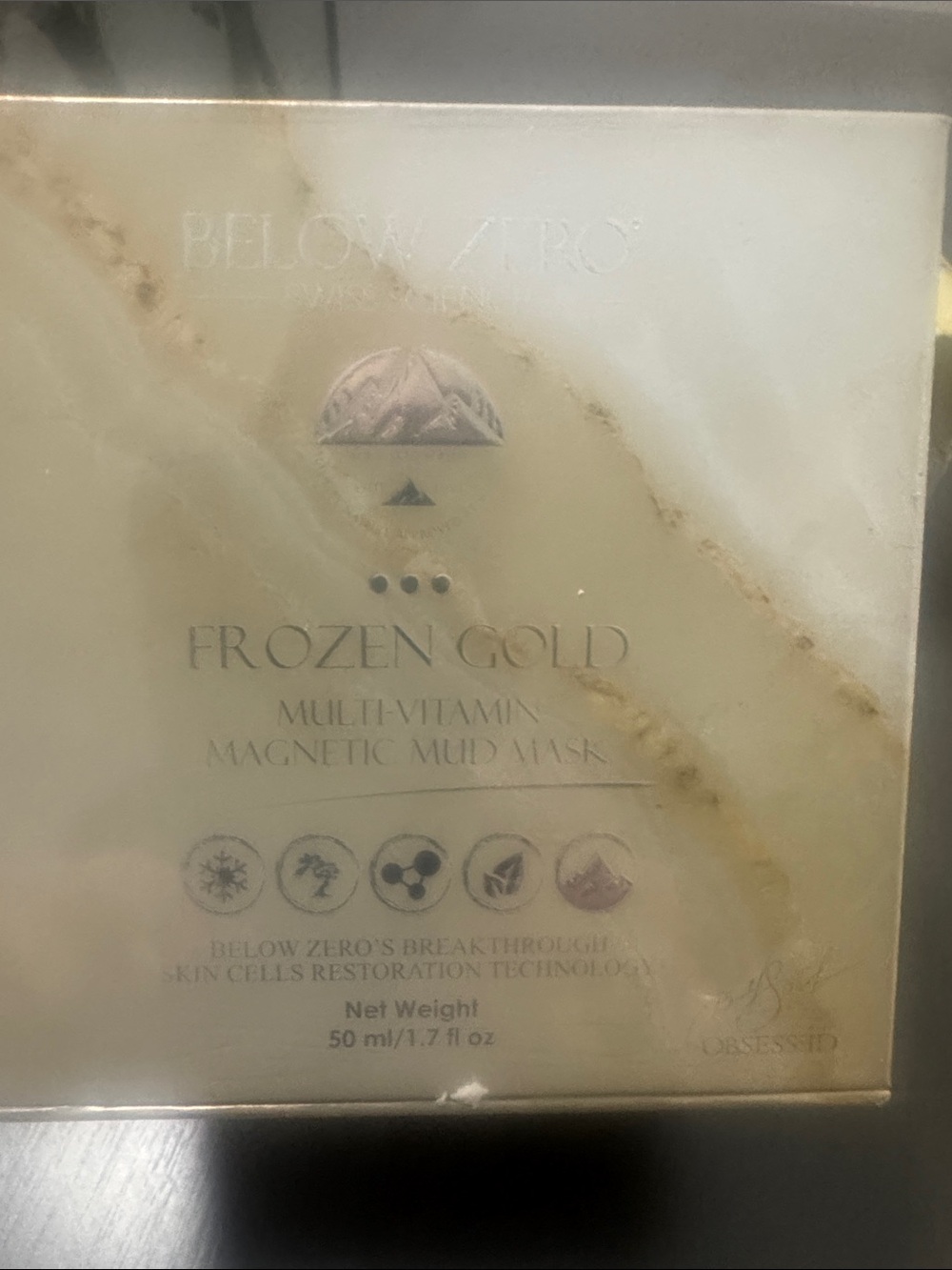 Frozen Gold Multivitamin Magnetic Mud Mask — Gold